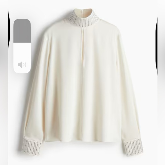 H&M Blouse - Picture 9 of 16